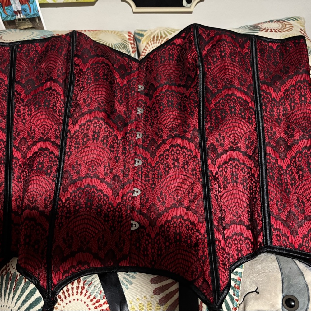Elegant Red and Black Lace Corset